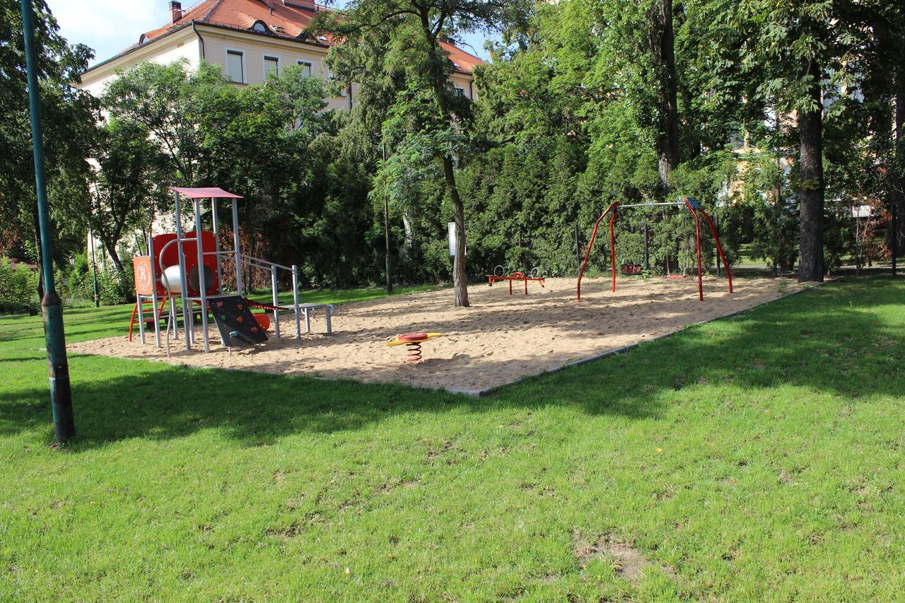 Apartamento Dom Pielgrzyma Stary Toruń Exterior foto