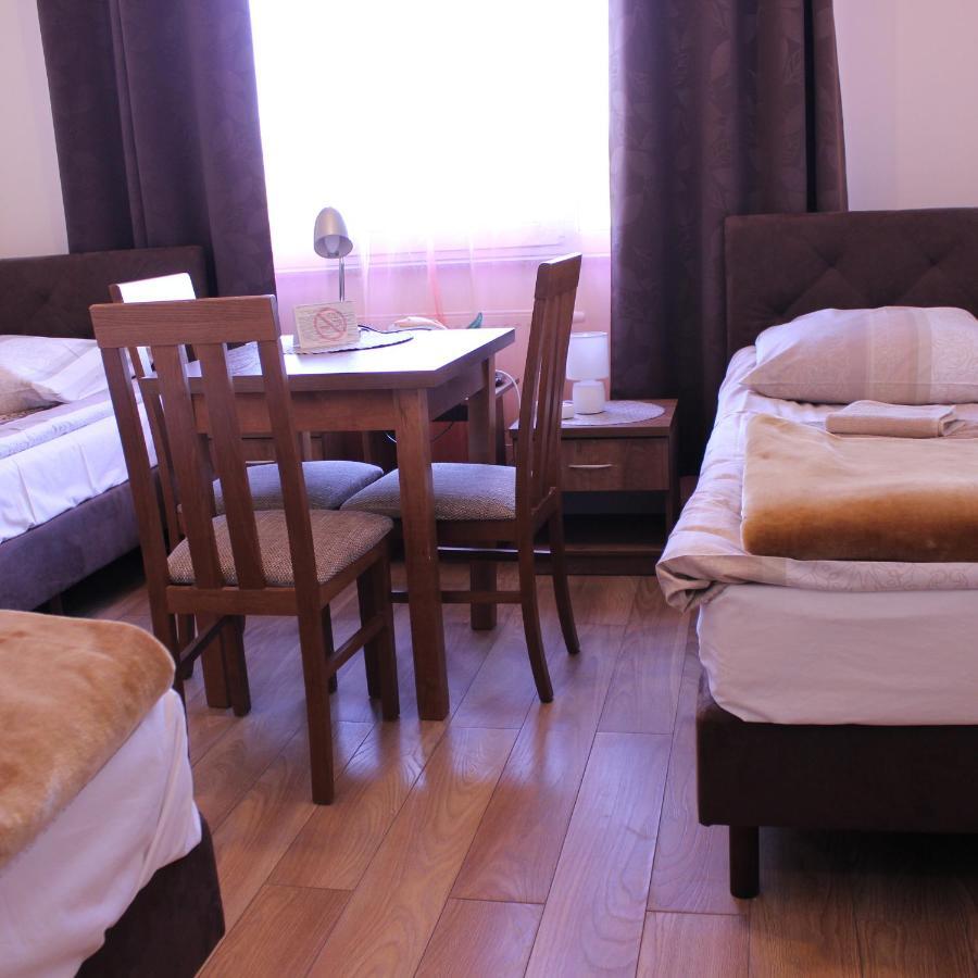 Apartamento Dom Pielgrzyma Stary Toruń Exterior foto